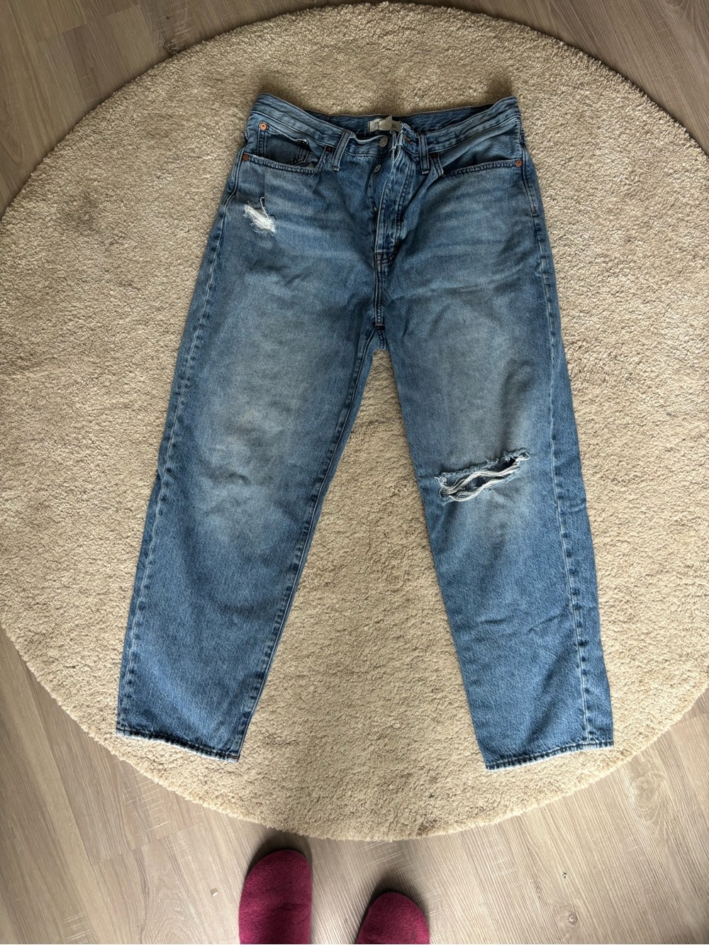Madewell Women's Boyfriend Jeans in Medium Blue with Distressed Knees